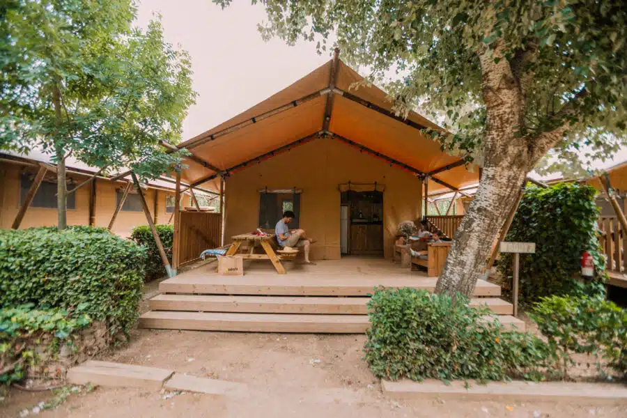 Glamping Sènia Riu, en Sant Pere Pescador, Girona