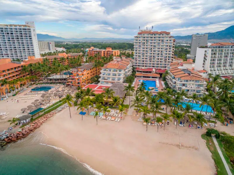 Hotel Friendly Vallarta All Inclusive Family Resort & Convention Center, en Zona Hotelera Nte., Puerto Vallarta, Jalisco, México