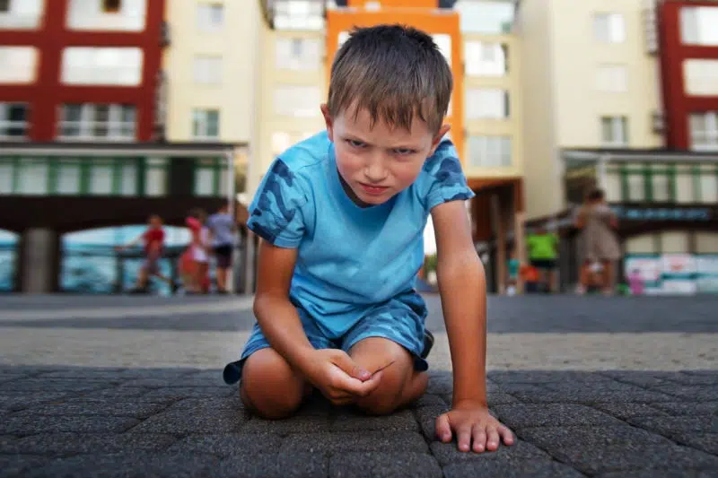 niño delincuente