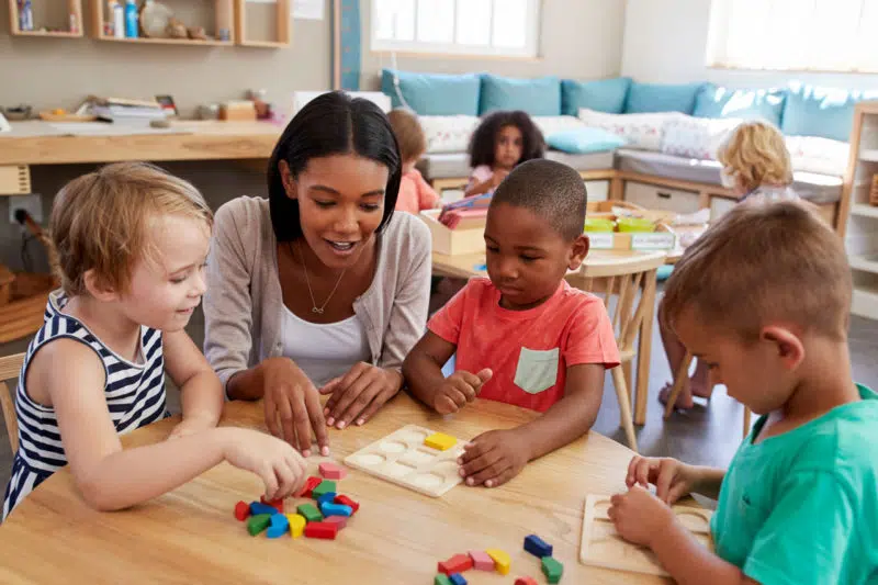 Diferencias entre montessori y tradicional