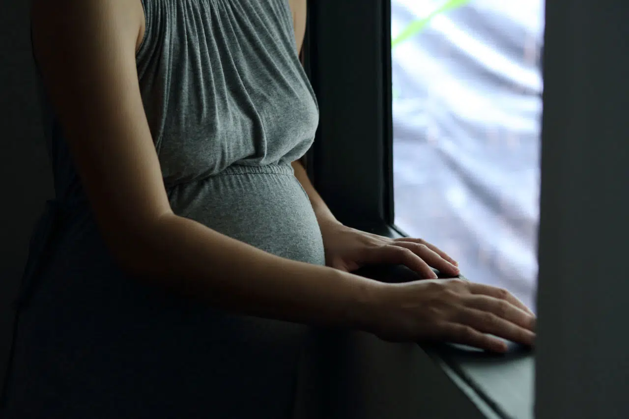Emociones embarazo afecta al bebé