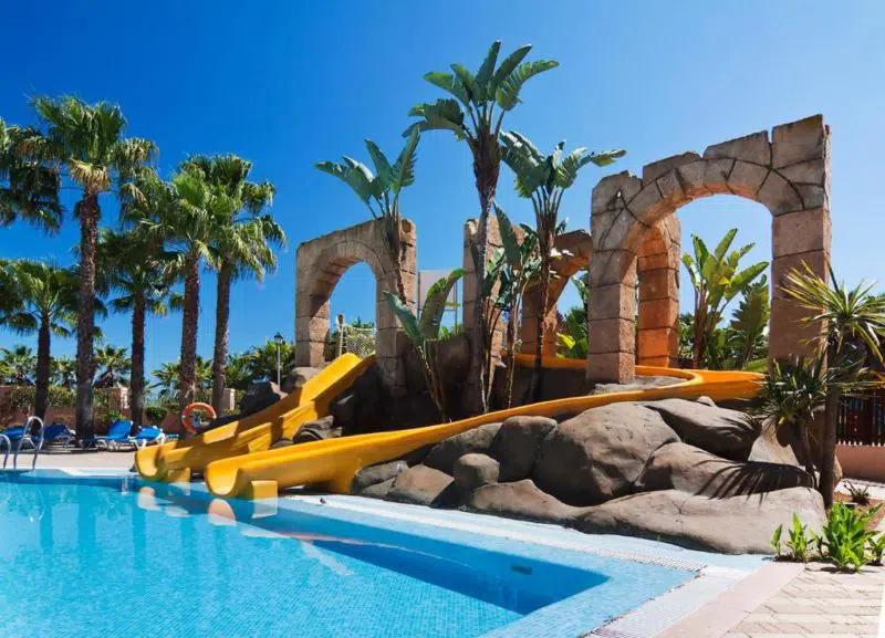 PlayaCanela Hotel con toboganes, en Isla Canela, Huelva, Andalucía