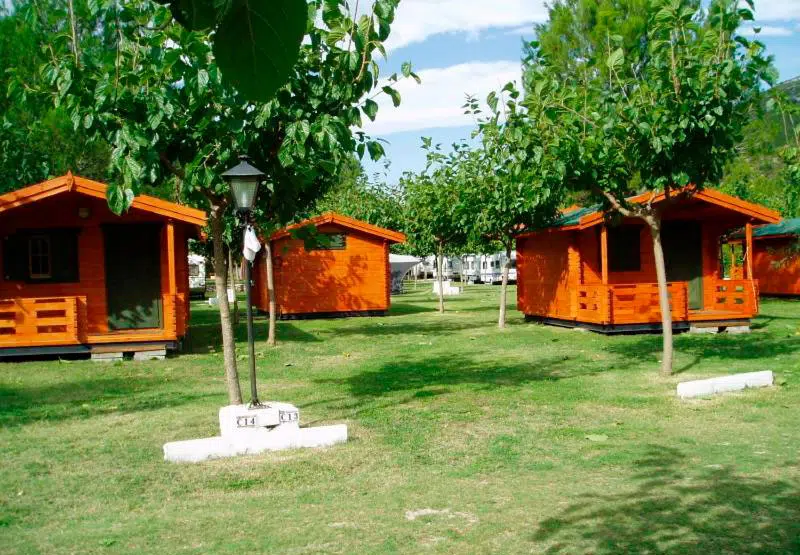 Camping Moli l'Abad, en La Pobla de Benifassà, Castellón