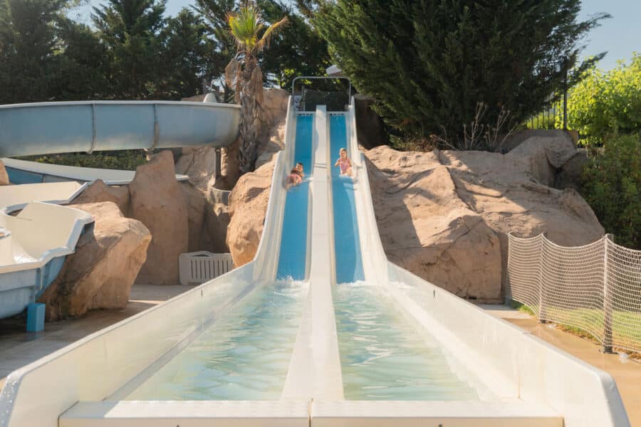 Camping Sènia Tucan, en Lloret de Mar, Girona