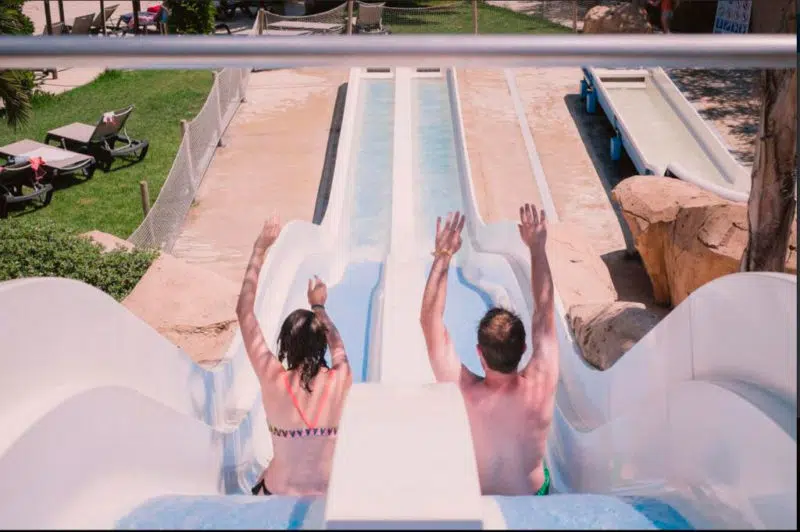 Camping Sènia Tucan, en Lloret de Mar, Girona