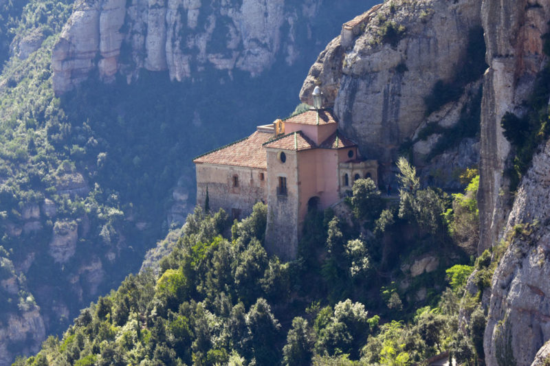 Montserrat Santa Cueva