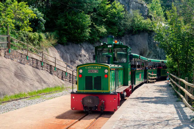 Tren del Ciment, en La Pobla de Lillet, Barcelona, Cataluña