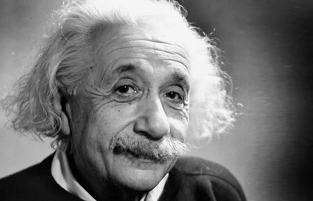 Frases sabias de Albert Einstein sobre el crecimiento personal para reflexionar