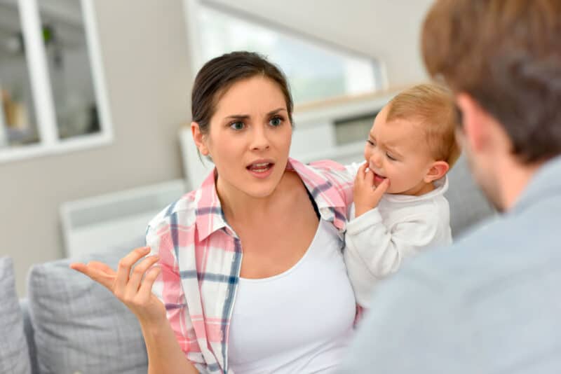 Poner a los hijos en contra de los padres