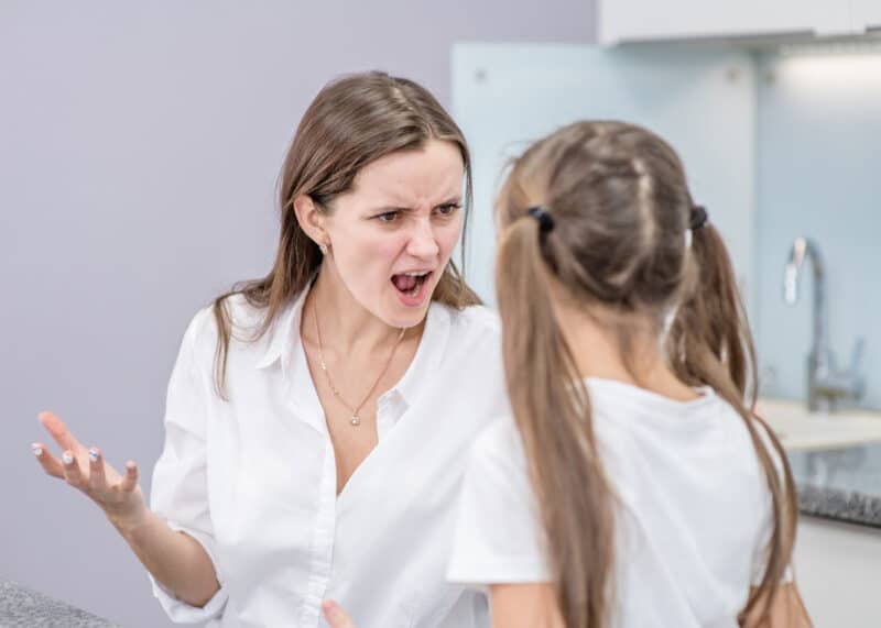 Consecuencias familiares cruzar lineas rojas