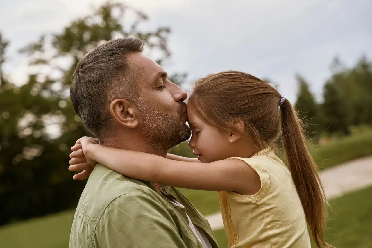 Beso en la frente