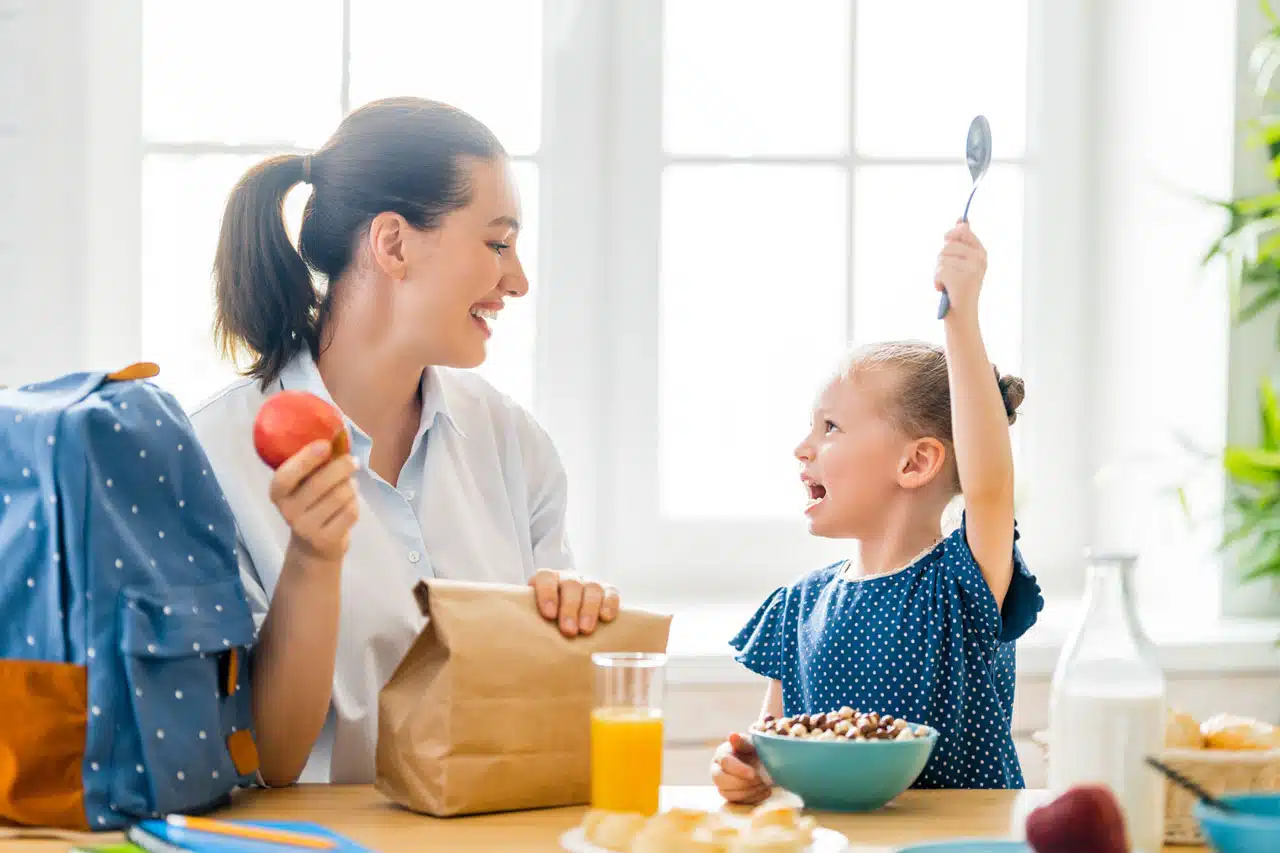 Eleva la autoestima de tu hijo con estas frases: ¡lo necesita!