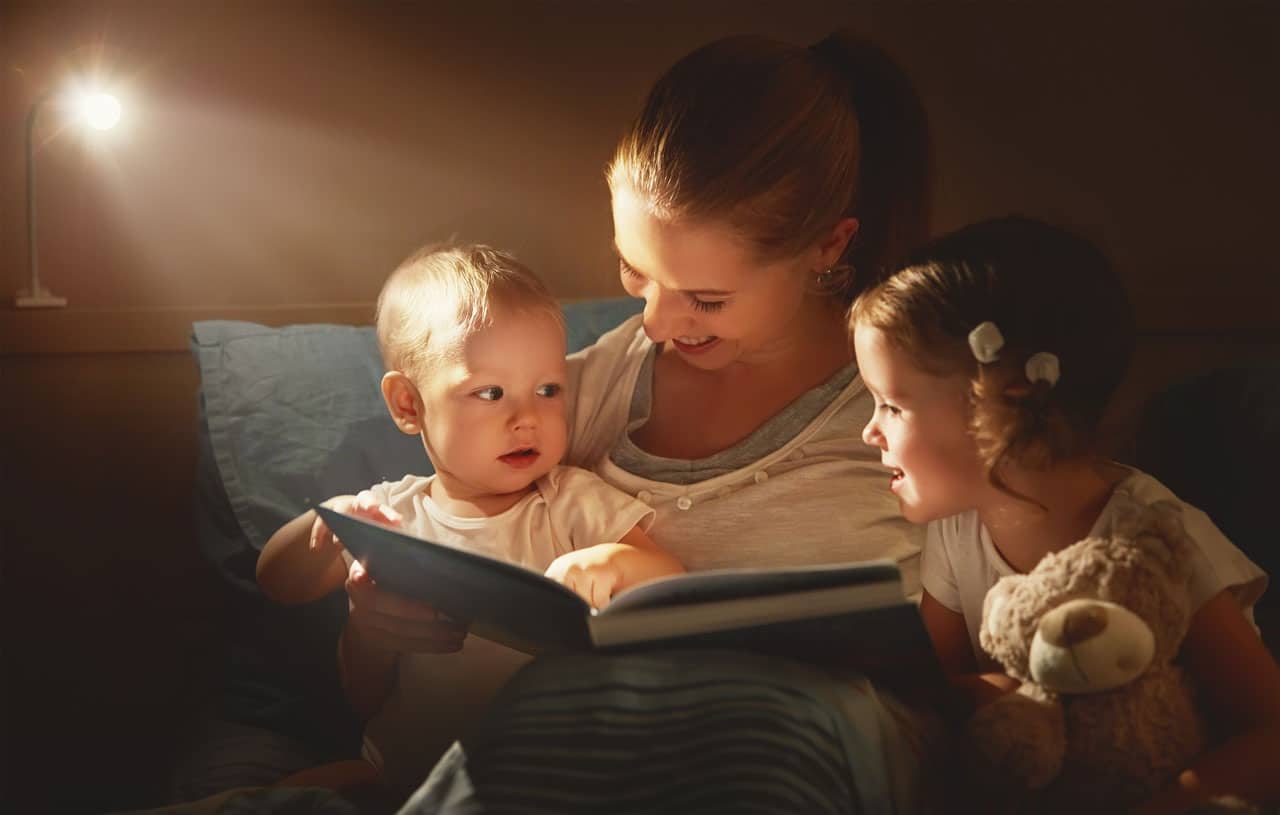 Cuentos efectivos para dormir: Cómo elegir historias para niños