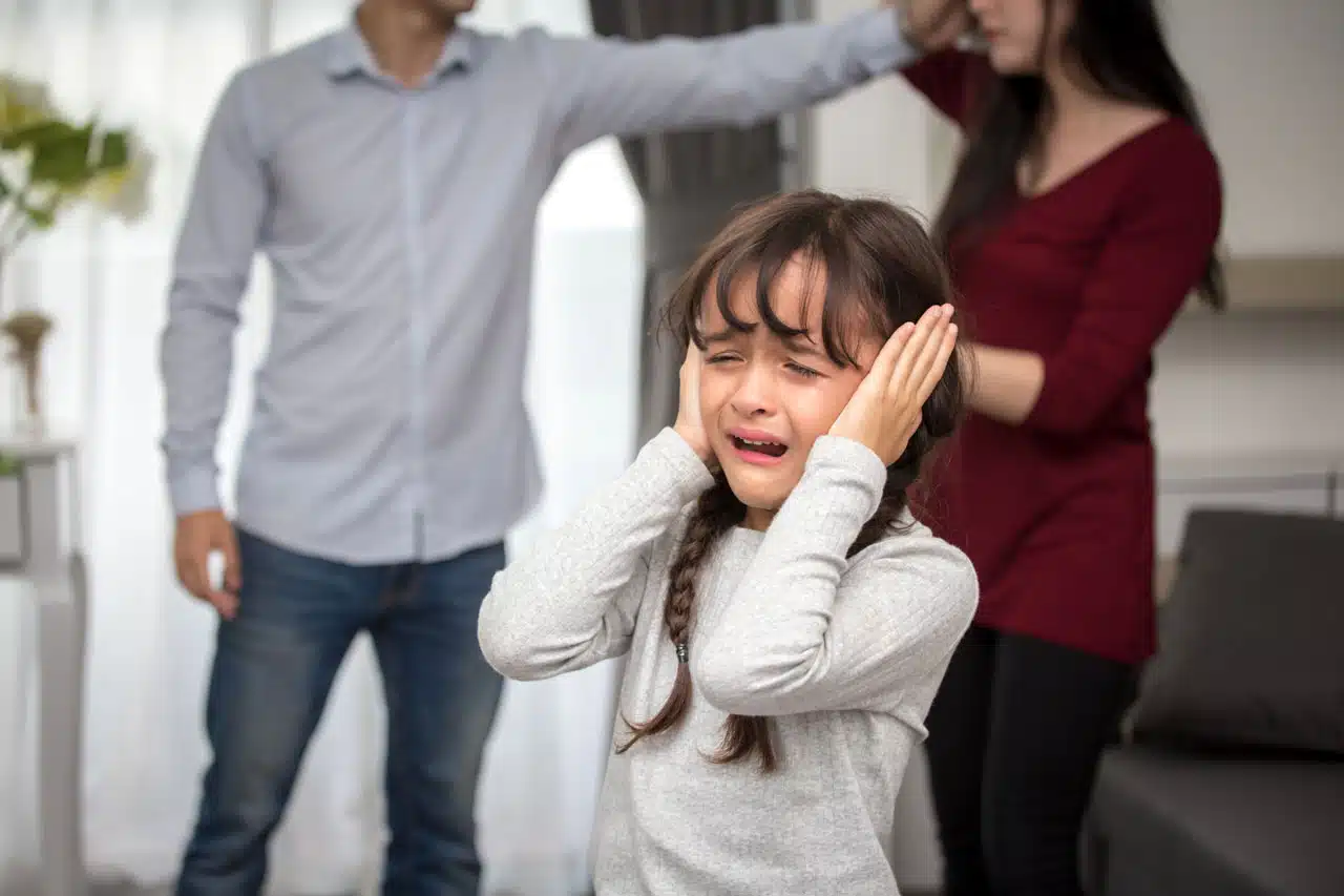 ¿Qué es una familia desestructurada? 5 ejemplos de situaciones familiares difíciles