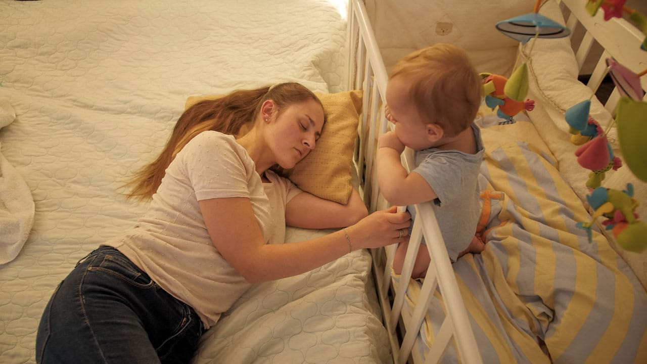 Errores frecuentes al poner a dormir a tu bebé: ¿Los estás cometiendo?
