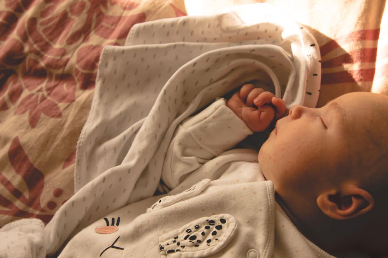 ¿Quieres que tu bebé duerma toda la noche? Nuevo estudio comparte valiosos consejos
