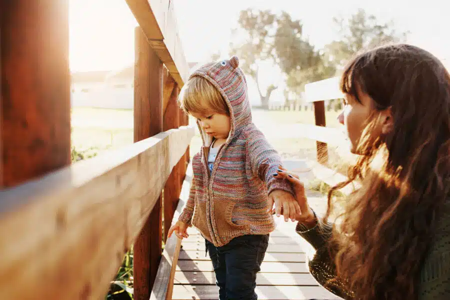 No le quites todas las piedras del camino a tu hijo