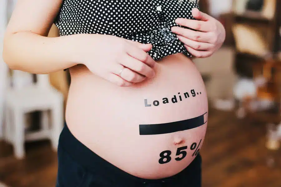 Foto loading barriga embarazada