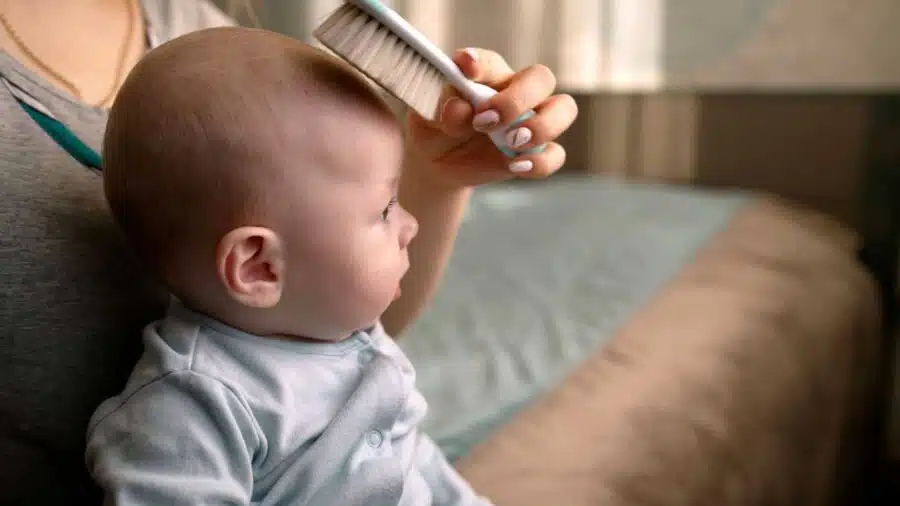 primer corte pelo bebe